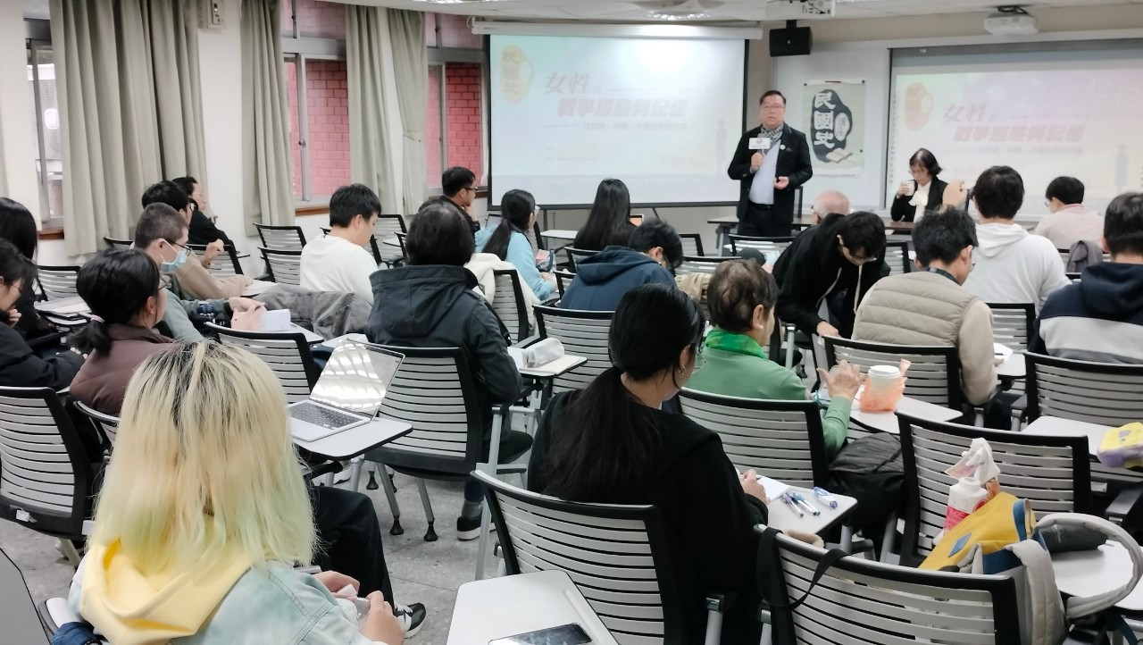 LINE ALBUM 民國史講座101131212 241212 4